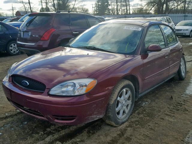 1FAFP56U06A182790 - 2006 FORD TAURUS SEL RED photo 2