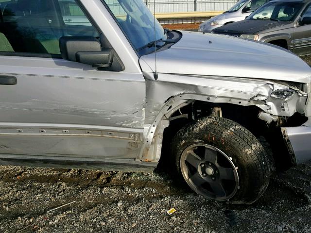 1J8HH48K66C165642 - 2006 JEEP COMMANDER 银色 照片 9