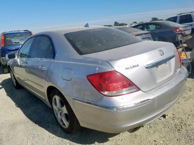 JH4KB16506C007323 - 2006 ACURA RL SILVER photo 3