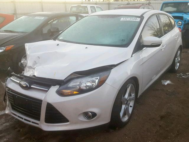 1FADP3N24EL101899 - 2014 FORD FOCUS TITA WHITE photo 2