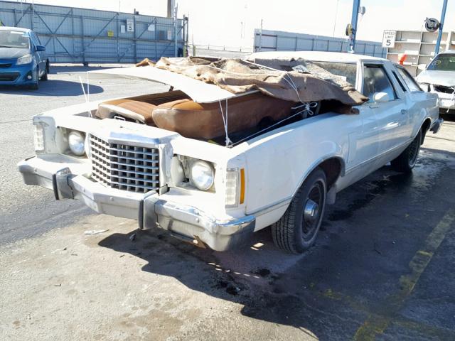 7J87H135579 - 1977 FORD T BIRD WHITE photo 2