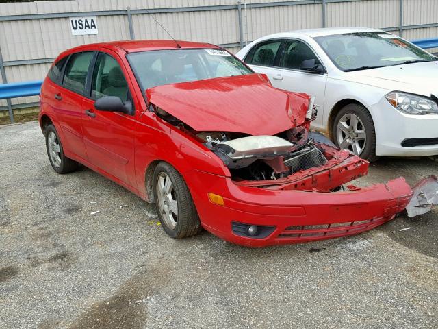 1FAFP37N36W236436 - 2006 FORD FOCUS ZX5 RED photo 1