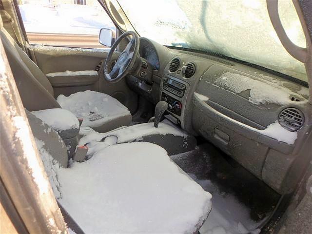 1J4GL38K45W659095 - 2005 JEEP LIBERTY RE GRAY photo 5