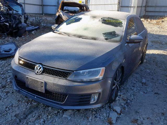 3VW5S7AJ7DM308198 - 2013 VOLKSWAGEN JETTA GLI GRAY photo 2