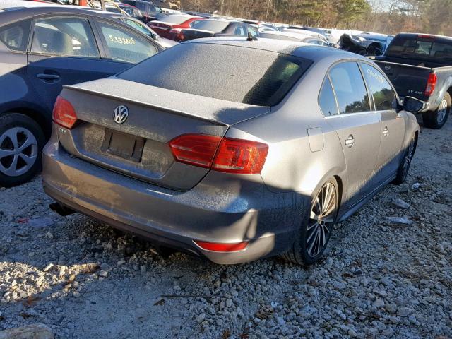 3VW5S7AJ7DM308198 - 2013 VOLKSWAGEN JETTA GLI GRAY photo 4