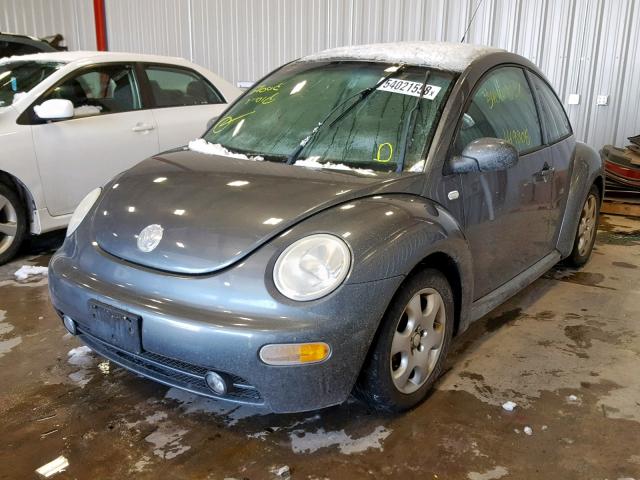 3VWCB21C82M462329 - 2002 VOLKSWAGEN NEW BEETLE GRAY photo 2