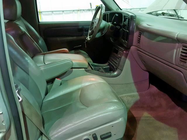 1GKEK63U04J296708 - 2004 GMC YUKON DENA GRAY photo 5