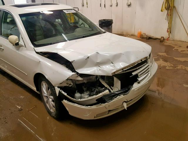 KMHFC46F16A099625 - 2006 HYUNDAI AZERA SE WHITE photo 9