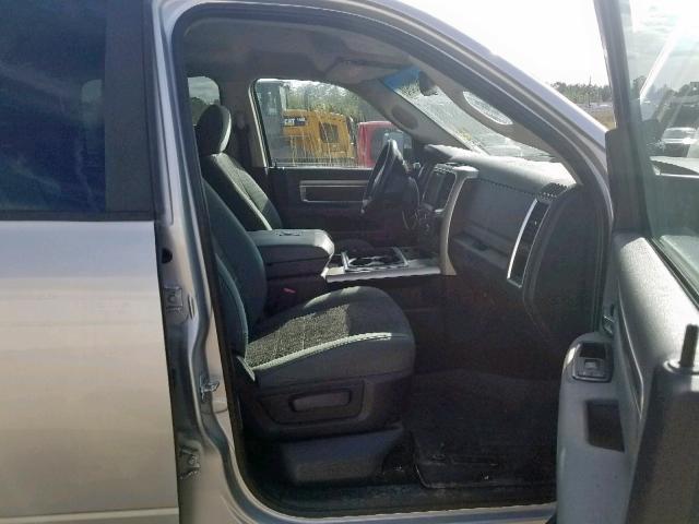 3C6UR5DL4FG569213 - 2015 RAM 2500 SLT 银色 照片 5