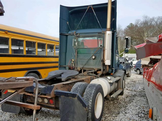 1M1AE01X85N002302 - 2005 MACK 600 CX600 GREEN photo 4