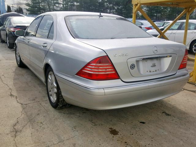 WDBNG70J03A380909 - 2003 MERCEDES-BENZ S 430 SILVER photo 3