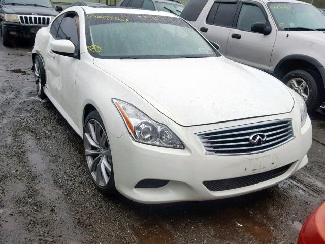 JNKCV64EX8M111004 - 2008 INFINITI G37 BASE WHITE photo 1