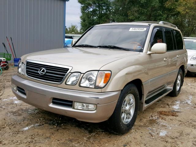 JTJHT00W723518698 - 2002 LEXUS LX 470 GOLD photo 2