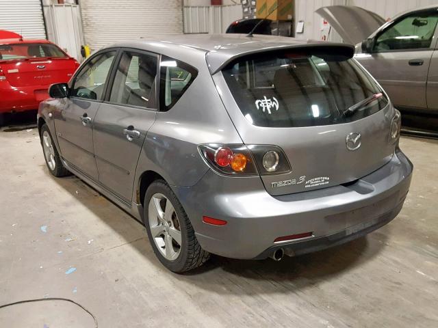 JM1BK143261516652 - 2006 MAZDA 3 HATCHBAC GRAY photo 3