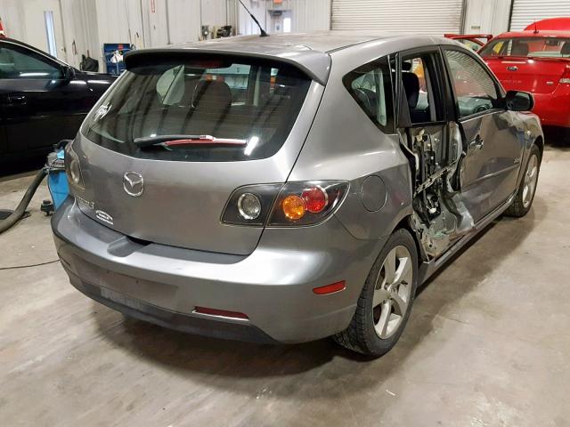 JM1BK143261516652 - 2006 MAZDA 3 HATCHBAC GRAY photo 4