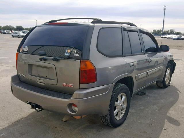 1GKDT13S952323037 - 2005 GMC ENVOY SILVER photo 4