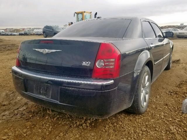 2C3CA3CVXAH126743 - 2010 CHRYSLER 300 LIMITE BLACK photo 4