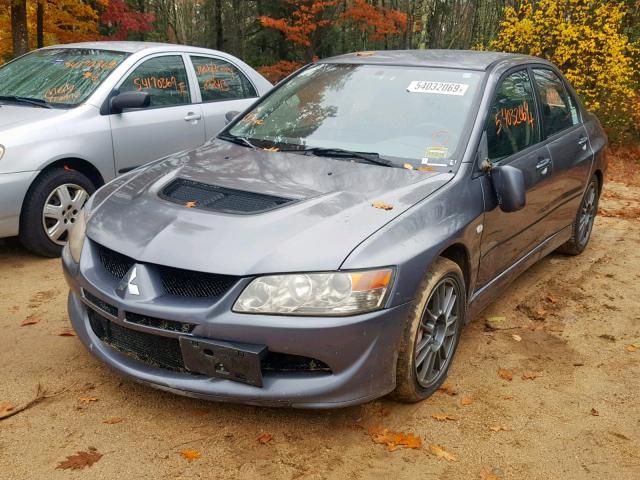 JA3AH86D55U013542 - 2005 MITSUBISHI LANCER EVO CHARCOAL photo 2