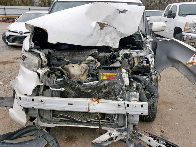 JTLKE50E491072303 - 2009 TOYOTA SCION XB Ақ фото 9