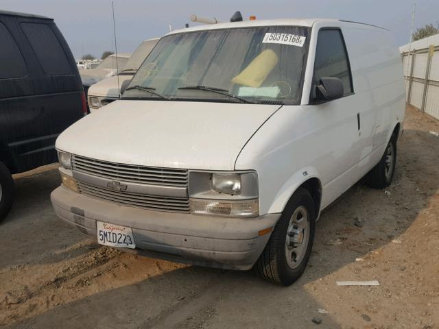 1GCDM19XX4B114139 - 2004 CHEVROLET ASTRO WHITE photo 2