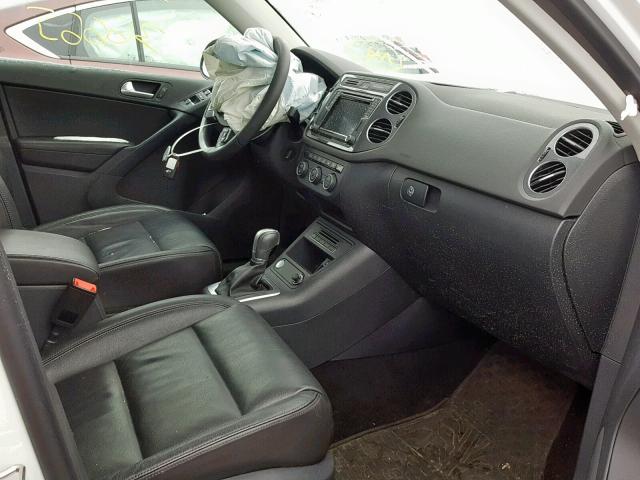 WVGUV7AX3HW510077 - 2017 VOLKSWAGEN TIGUAN SPO ვერცხლისფერი ფოტო 5