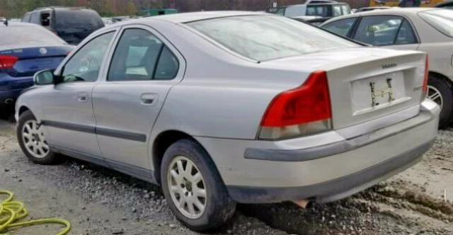 YV1RS61R112080443 - 2001 VOLVO S60 SILVER photo 3