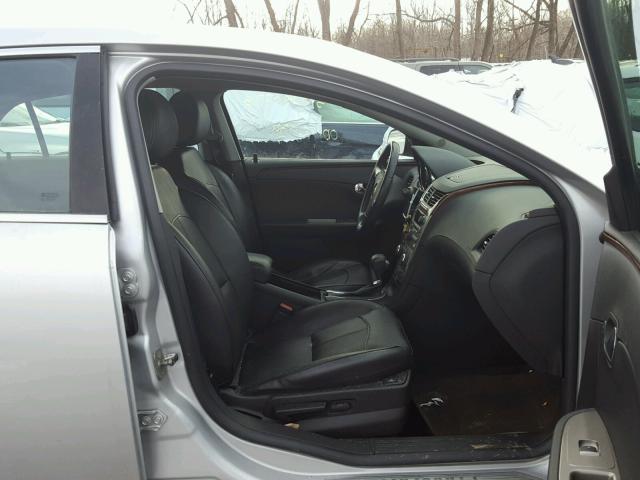 1G1ZG5E75CF286489 - 2012 CHEVROLET MALIBU LTZ 银色 照片 5