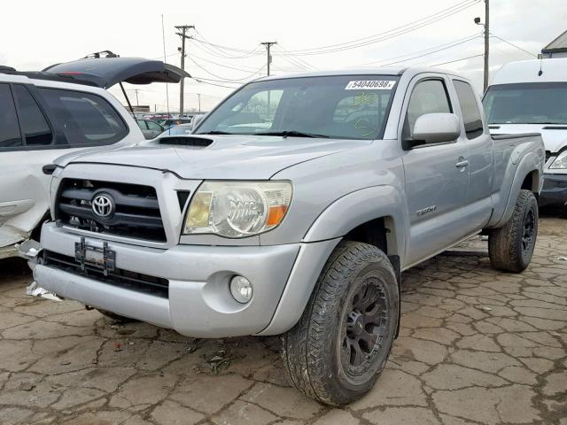 5TETU62N07Z398480 - 2007 TOYOTA TACOMA PRE SILVER photo 2