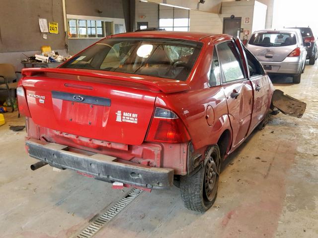 1FAFP34N57W271176 - 2007 FORD FOCUS ZX4 RED photo 4