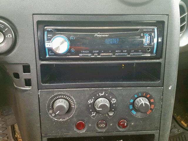 2G2WP522551284842 - 2005 PONTIAC GRAND PRIX WHITE photo 9