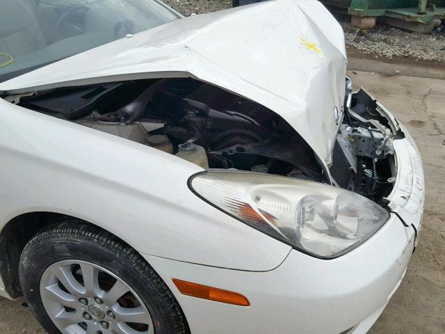 JTHBA30G540021497 - 2004 LEXUS ES 330 WHITE photo 9