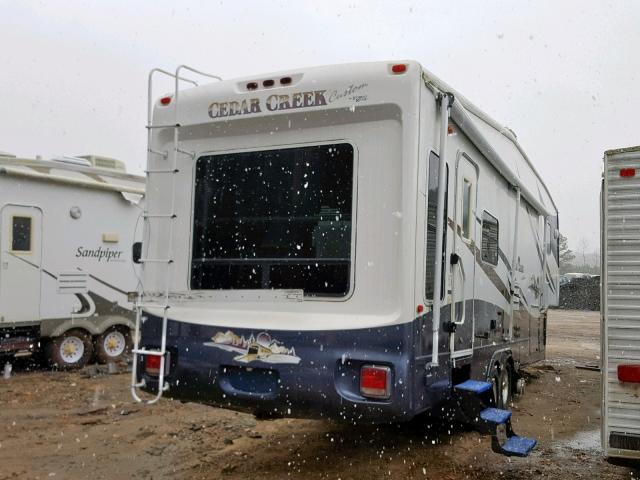 4X4FCRF2X6P193511 - 2006 CAMP 5TH WHEEL WHITE photo 4