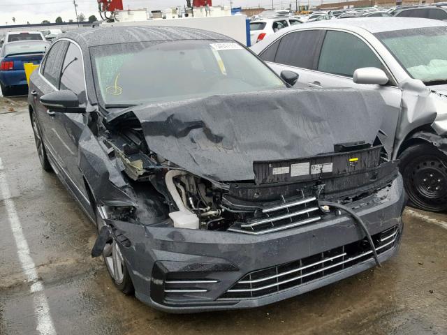 1VWDT7A38HC042157 - 2017 VOLKSWAGEN PASSAT R-L GRAY photo 1