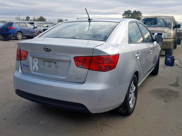 KNAFU4A27C5496134 - 2012 KIA FORTE EX SILVER photo 4