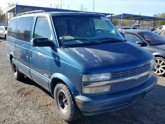 1GNDM19XX2B113626 - 2002 CHEVROLET ASTRO WHITE photo 1