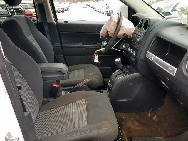 1C4NJDBB1GD571699 - 2016 JEEP COMPASS SP 白色 照片 5