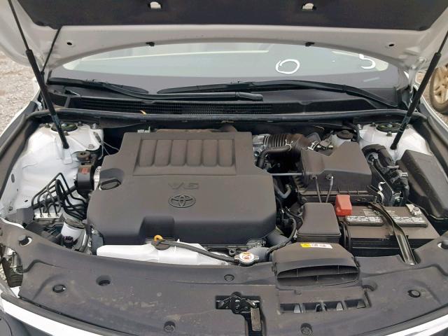 4T1BK1EB5JU277235 - 2018 TOYOTA AVALON XLE WHITE photo 7