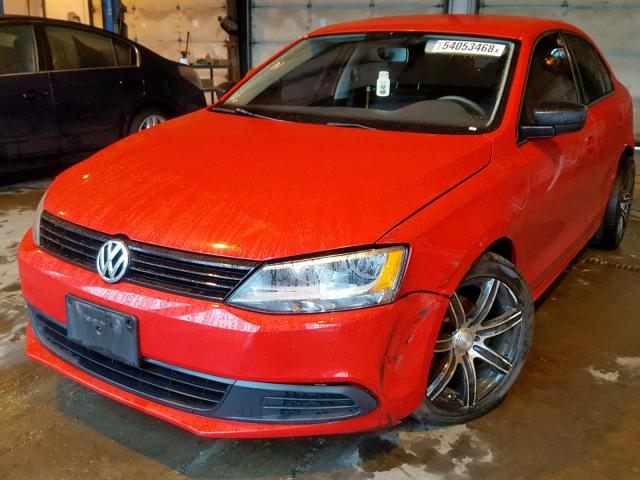 3VW2K7AJ8CM335573 - 2012 VOLKSWAGEN JETTA BASE 红色 照片 2