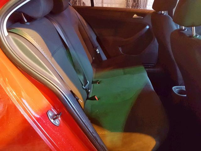 3VW2K7AJ8CM335573 - 2012 VOLKSWAGEN JETTA BASE 红色 照片 6