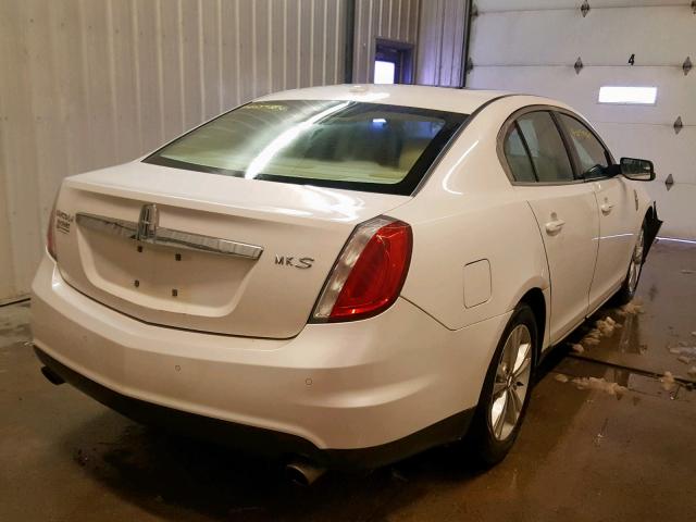 1LNHL9DRXAG610578 - 2010 LINCOLN MKS WHITE photo 4