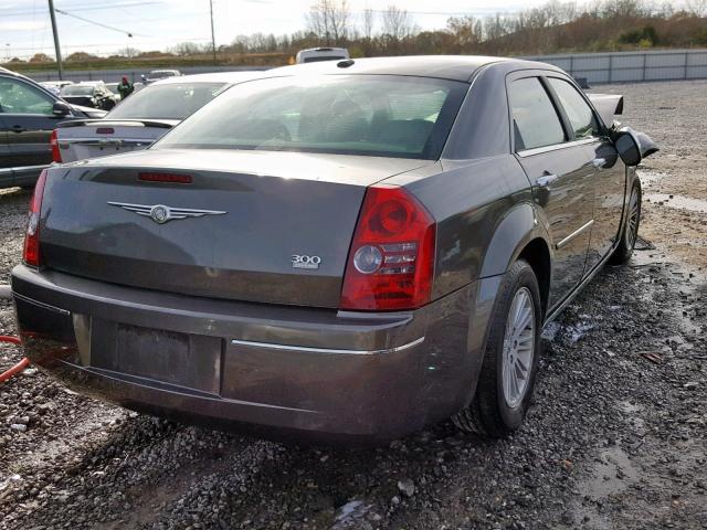 2C3CA5CV4AH235792 - 2010 CHRYSLER 300 TOURIN GRAY photo 4