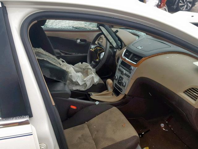 1G1ZH57BX84235541 - 2008 CHEVROLET MALIBU 1LT WHITE photo 5