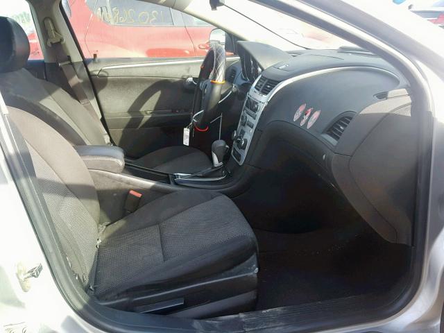 1G1ZC5E04CF208879 - 2012 CHEVROLET MALIBU 1LT 银色 照片 5