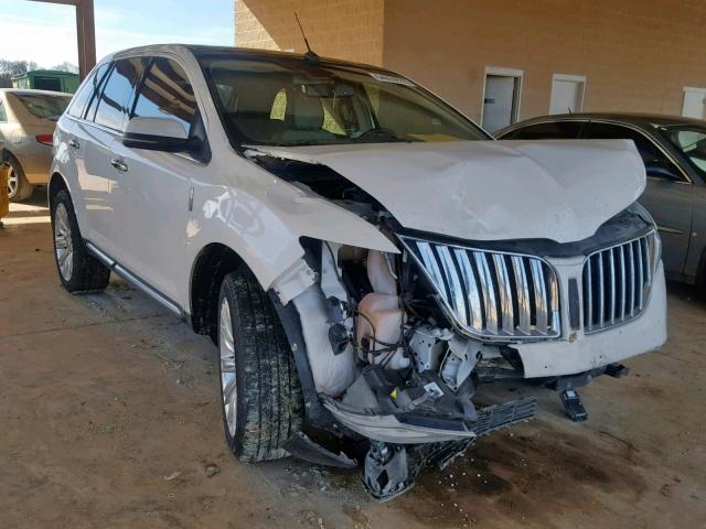 2LMDJ6JK8DBL25260 - 2013 LINCOLN MKX WHITE photo 1