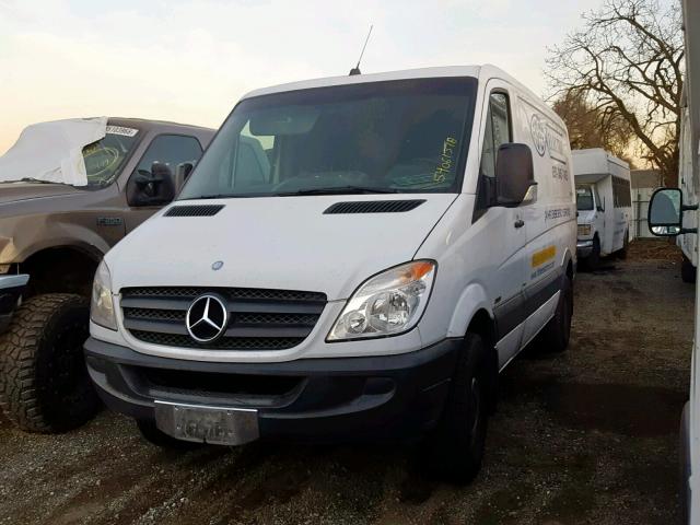 WD3PE7CC9C5615551 - 2012 MERCEDES-BENZ SPRINTER 2 WHITE photo 2