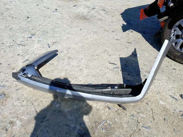 1G1ZT52894F126545 - 2004 CHEVROLET MALIBU LS 银色 照片 9