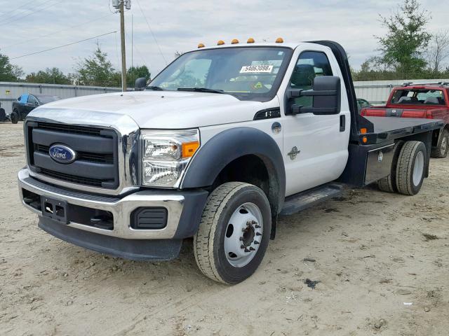 1FDUF5GT2GED32351 - 2016 FORD F550 SUPER WHITE photo 2