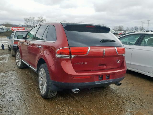 2LMDJ8JKXFBL23105 - 2015 LINCOLN MKX RED photo 3