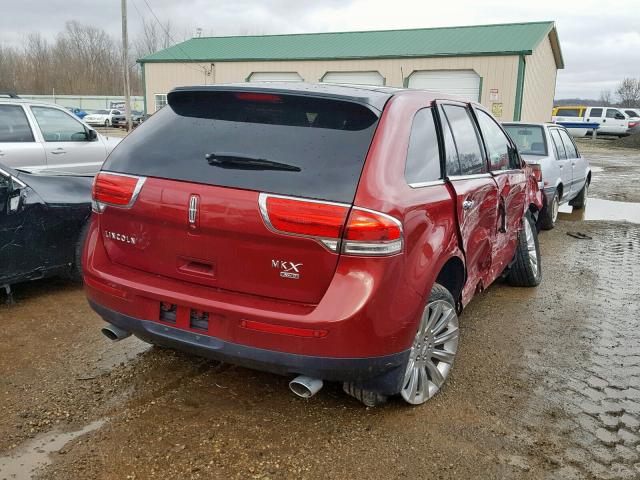 2LMDJ8JKXFBL23105 - 2015 LINCOLN MKX RED photo 4