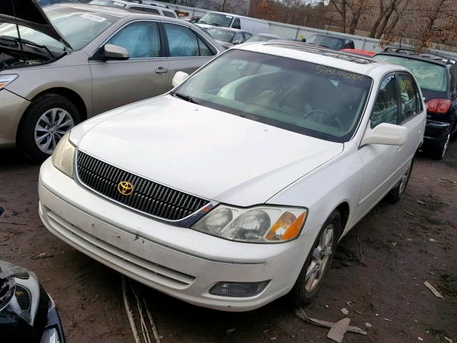 4T1BF28B41U180615 - 2001 TOYOTA AVALON XL WHITE photo 2